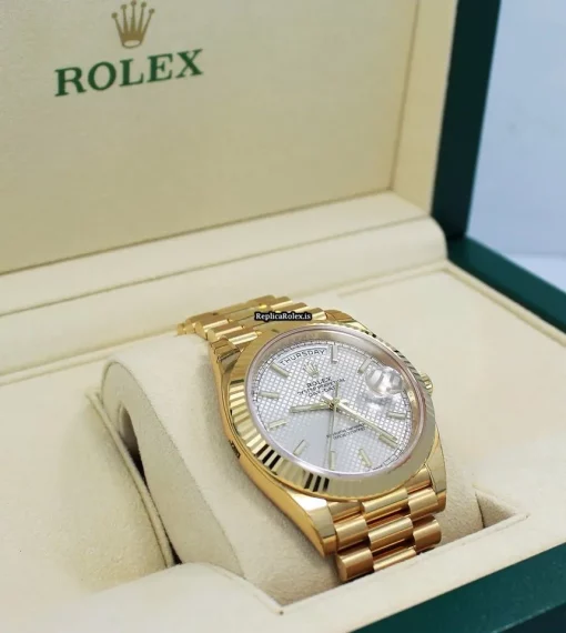 Lovely Replica Rolex Day-date 40 228238 Automatic Movement 40mm Yellow Gold Case Mens/unisex Watch - Image 2