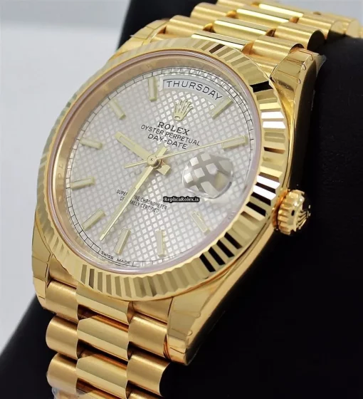 Lovely Replica Rolex Day-date 40 228238 Automatic Movement 40mm Yellow Gold Case Mens/unisex Watch - Image 4