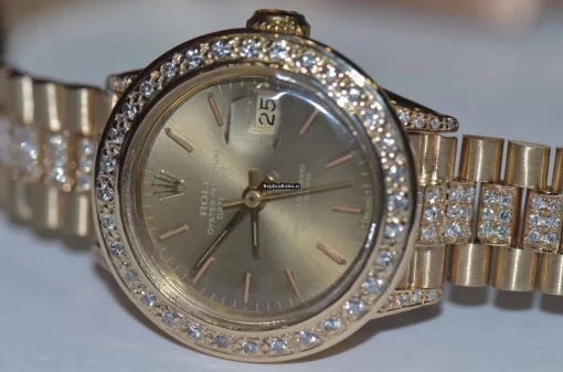 Good Fake Rolex Datejust Self Winding Automatic 26mm Yellow Gold Case Womens Watch