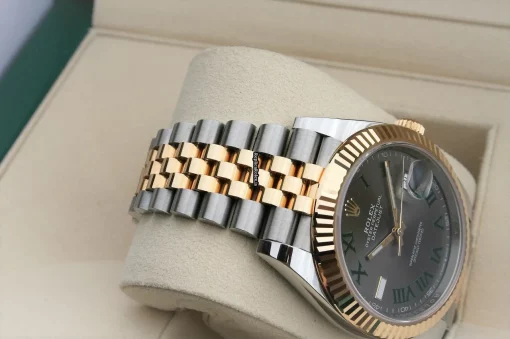 Appealing Fake Rolex Datejust 126333 Caliber 3235 Automatic Movement 41mm Gold/steel Case Mens/unisex Watch - Image 3