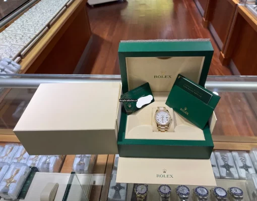 Quality Replica Rolex Day-date 40 228348rbr Caliber 3255 Automatic Movement 40x48mm Yellow Gold Case Mens/unisex Watch - Image 4
