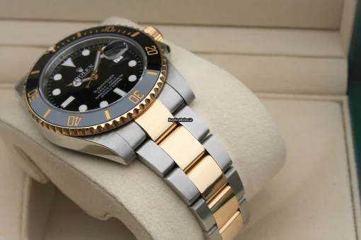Best Replica Rolex Submariner Date 116613ln Caliber 3135 Automatic Movement 40mm Gold/steel Case Mens/unisex Watch - Image 2