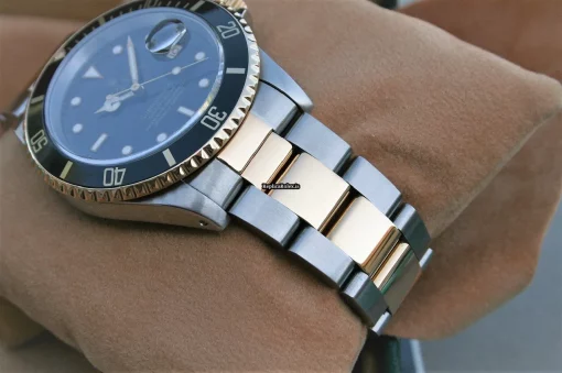 Luxury Replica Rolex Submariner Date 16613 Automatic Movement 40mm Gold/steel Case Mens/unisex Watch - Image 2