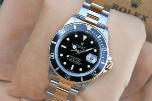 Luxury Replica Rolex Submariner Date 16613 Automatic Movement 40mm Gold/steel Case Mens/unisex Watch - Image 5