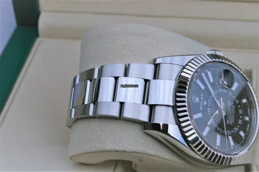 Stylish Fake Rolex Sky-dweller 326934 Caliber 9001 Automatic Movement 42mm Steel Case Mens/unisex Watch - Image 3