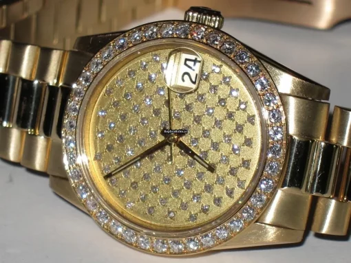 Pleasing Replicas Rolex Datejust Self Winding Automatic 31mm Yellow Gold Case Womens Watch - Image 3