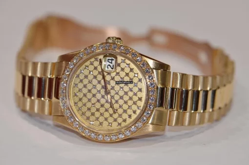 Pleasing Replicas Rolex Datejust Self Winding Automatic 31mm Yellow Gold Case Womens Watch - Image 5