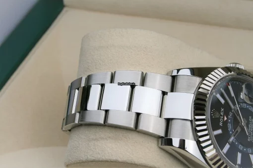 Excellent Copies Rolex Sky-dweller 326934 Caliber 9001 Automatic Movement 42mm Steel Case Mens/unisex Watch - Image 4