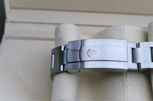 Neat Replica Rolex Oyster Perpetual 36 126000 Caliber 3230 Automatic Movement 36mm Steel Case Mens/unisex Watch - Image 7