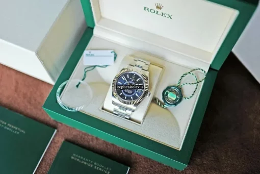 Stylish Fake Rolex Sky-dweller Caliber 9001 Automatic Movement Steel Case Watch - Image 4