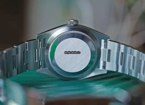 Stylish Fake Rolex Sky-dweller Caliber 9001 Automatic Movement Steel Case Watch - Image 8