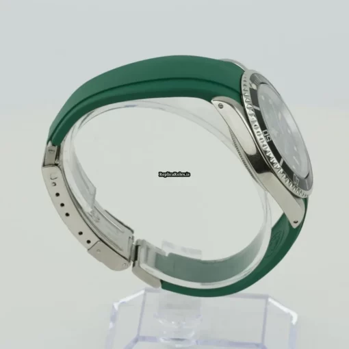 1:1 Replica Rolex Submariner (no Date) 14060 Caliber 3000 Automatic Movement 40mm Steel Case Mens/unisex Watch - Image 5