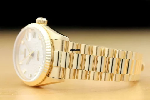 Lovely Replica Rolex Datejust 68278 Caliber 2135 Automatic Movement 31mm Yellow Gold Case Watch - Image 4