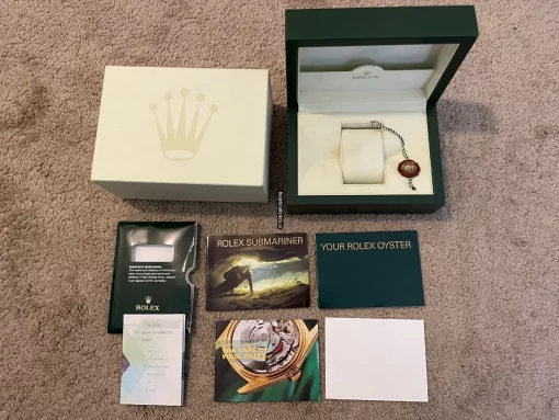 Reliable Replica Rolex Submariner Date 16613 Caliber 3135 Automatic Movement 40mm Gold/steel Case Mens/unisex Watch - Image 12