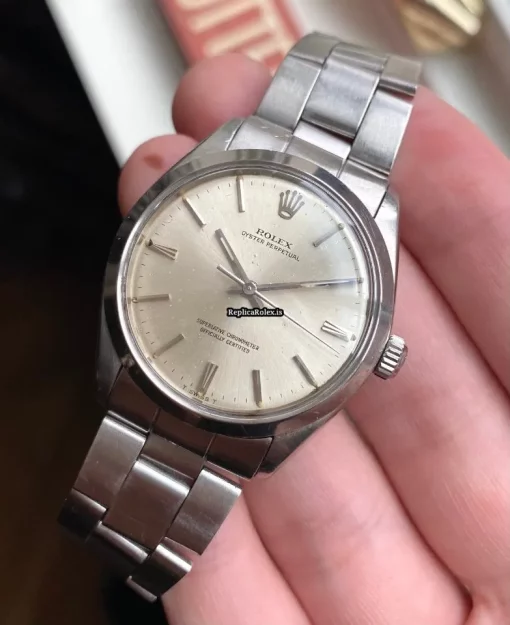 Fabulous Replicas Rolex Oyster Perpetual 34 1002 Caliber 1570 Automatic Movement 34mm Steel Case Mens/unisex Watch - Image 4
