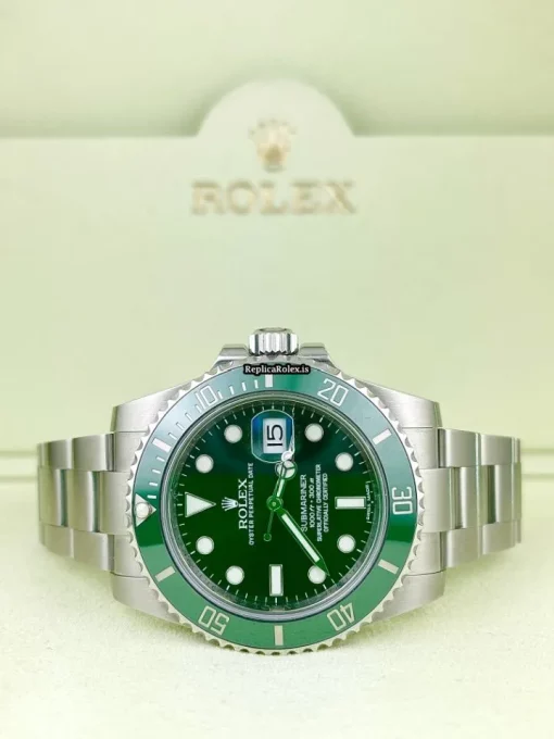 Quality Replica Rolex Submariner Date 116610lv Caliber 3135 Automatic Movement 40mm Steel Case Mens/unisex Watch