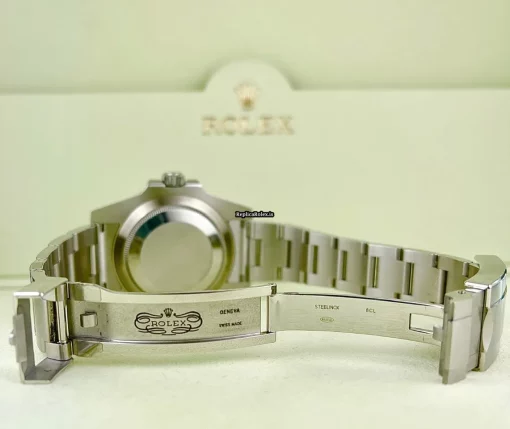 Quality Replica Rolex Submariner Date 116610lv Caliber 3135 Automatic Movement 40mm Steel Case Mens/unisex Watch - Image 5