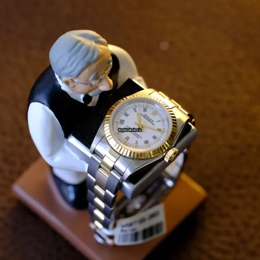 High Quality Fake Rolex Oyster Perpetual 67193 Caliber 2130 Automatic Movement 24x26mm Gold/steel Case Womens Watch - Image 3