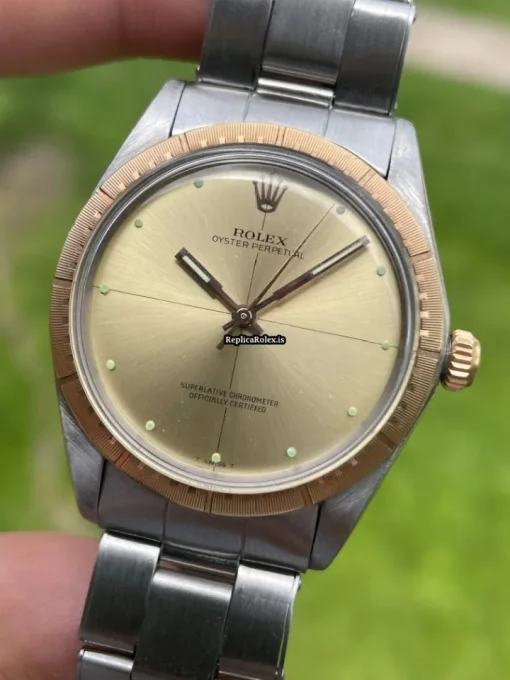 Fine Replica Rolex Explorer 1038 Caliber 1570 Automatic Movement 34mm Gold/steel Case Mens/unisex Watch - Image 3