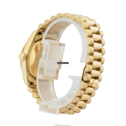 Remarkable Fakes Rolex Datejust 68278 Caliber 2135 Automatic Movement 31mm Yellow Gold Case Womens Watch - Image 3