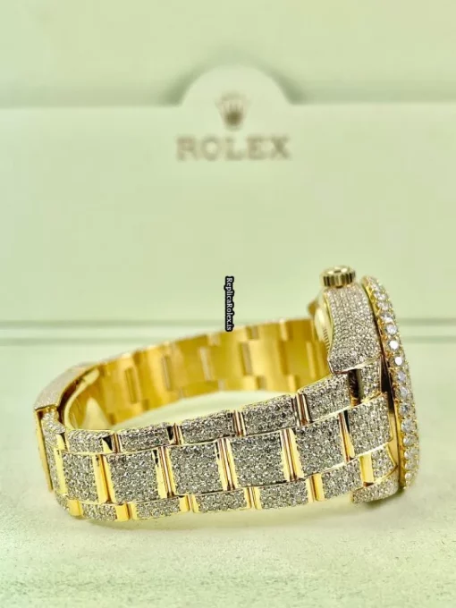 Lovely Fake Rolex Sky-dweller 326938 Caliber 9001 Automatic Movement 42mm Yellow Gold Case Mens/unisex Watch - Image 3