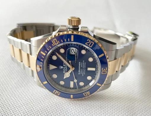Fantastic Replica Rolex Submariner Date 126613lb Caliber 3235 Automatic Movement 41mm Gold/steel Case Mens/unisex Watch