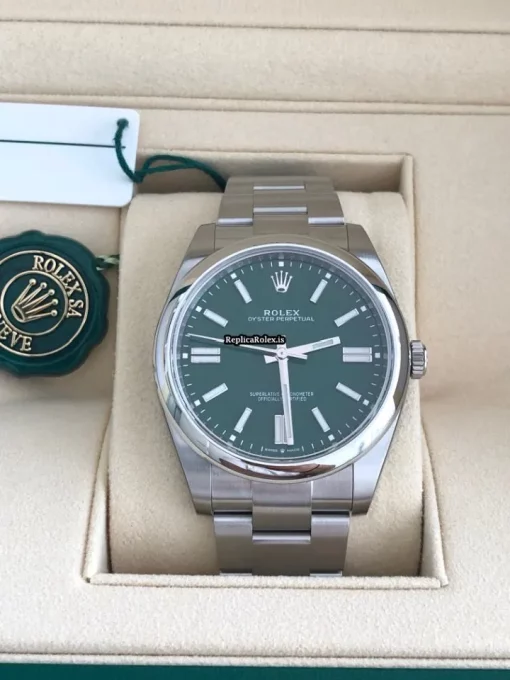 Fine Replica Rolex Oyster Perpetual 124300 Caliber 3230 Automatic Movement 41mm Steel Case Mens/unisex Watch