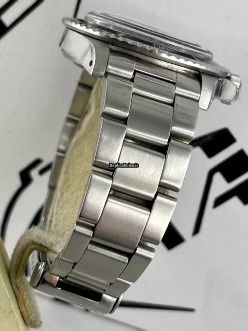 Durable Replica Rolex Submariner 5513 Caliber 1520 Automatic Movement 40mm Steel Case Mens/unisex Watch - Image 4