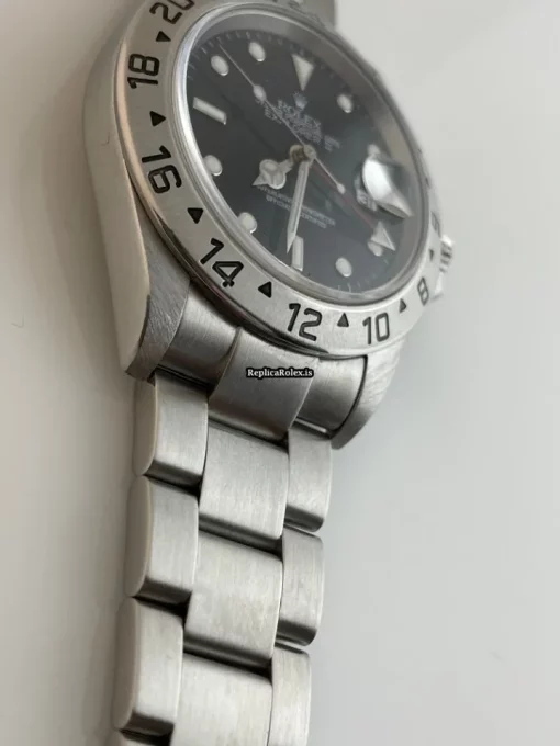 Terrific Fakes Rolex Explorer II 16570 Caliber 3185 Automatic Movement 40mm Steel Case Mens/unisex Watch - Image 3