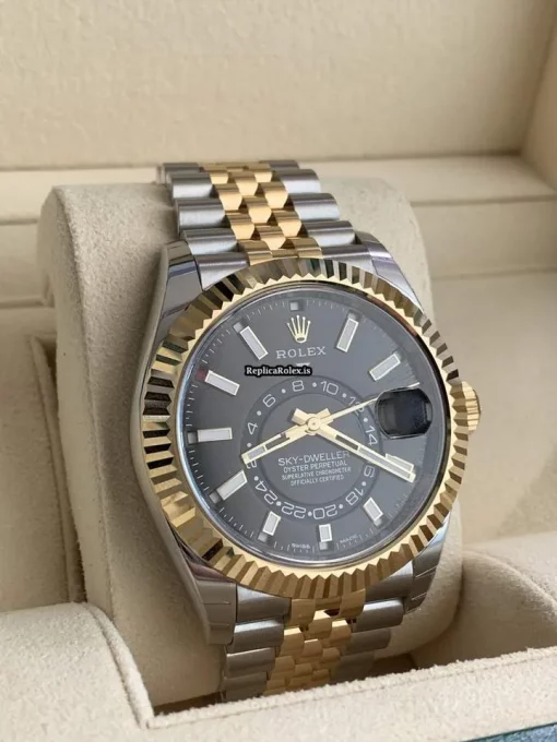 Amazing Replica Rolex Sky-dweller 326933 Caliber 9001 Automatic Movement 42mm Gold/steel Case Mens/unisex Watch - Image 4