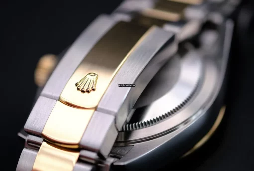 Terrific Replica Rolex Sky-dweller 326933 Caliber 9001 Automatic Movement 42mm Gold/steel Case Mens/unisex Watch - Image 14