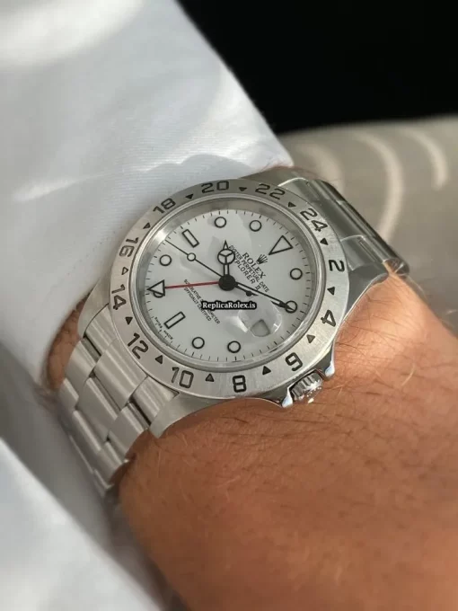 Defect Fake Rolex Explorer II 16570t Caliber 3185 Automatic Movement 40x47,2mm Steel Case Mens/unisex Watch - Image 2