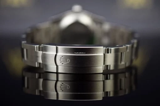 Mind-boggling Replica Rolex Oyster Perpetual 26 176200 Caliber 2231 Automatic Movement 26mm Steel Case Watch - Image 4