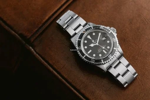 Nice Replica Rolex Submariner Date 1680 Caliber 1570 Automatic Movement 40mm Steel Case Mens/unisex Watch - Image 8