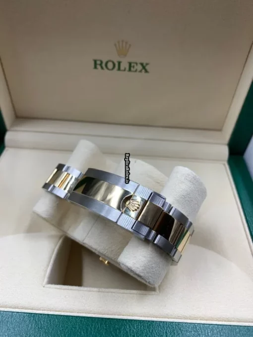 Distinctive Knockoff Rolex Submariner Date 126613lb Caliber 3235 Automatic Movement 41mm Gold/steel Case Mens/unisex Watch - Image 7