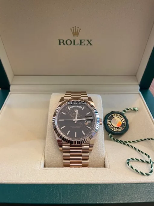 Suitable Fake Rolex Day-date 40 228235 Caliber 3255 Automatic Movement 40mm Rose Gold Case Mens/unisex Watch