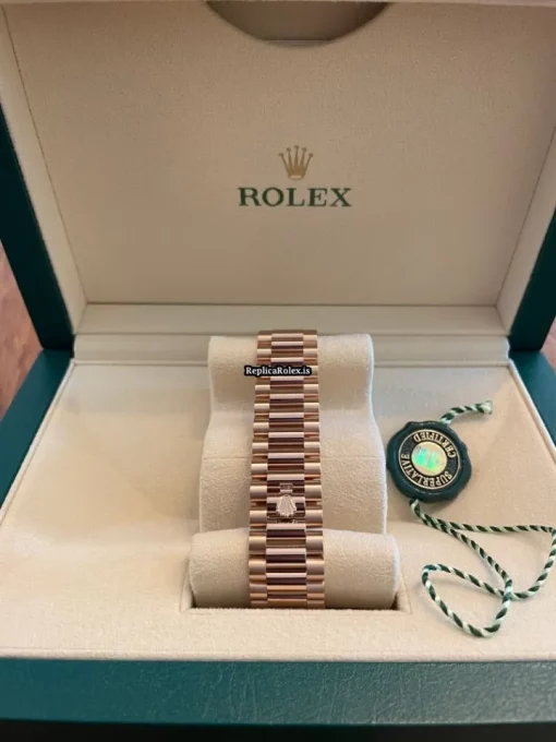 Suitable Fake Rolex Day-date 40 228235 Caliber 3255 Automatic Movement 40mm Rose Gold Case Mens/unisex Watch - Image 5