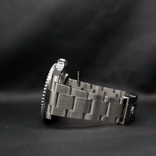 Fine Replica Rolex Submariner Date 116610lv Caliber 3135 Automatic Movement 40mm Steel Case Mens/unisex Watch - Image 2