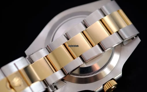 Fabulous Fakes Rolex Submariner Date 126613ln Caliber 3235 Automatic Movement 41mm Gold/steel Case Mens/unisex Watch - Image 13