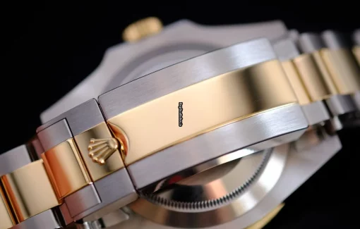 Fabulous Fakes Rolex Submariner Date 126613ln Caliber 3235 Automatic Movement 41mm Gold/steel Case Mens/unisex Watch - Image 15