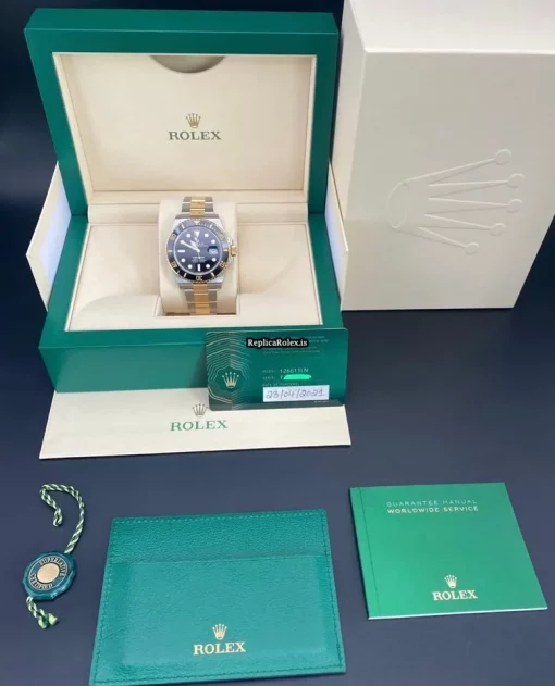 Fabulous Fakes Rolex Submariner Date 126613ln Caliber 3235 Automatic Movement 41mm Gold/steel Case Mens/unisex Watch - Image 16