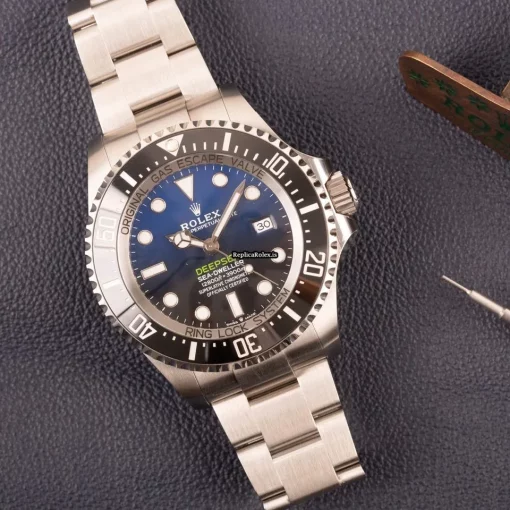 Exquisite Replica Rolex Sea-dweller Deepsea 126660 Caliber 3235 Automatic Movement 44mm Steel Case Mens/unisex Watch