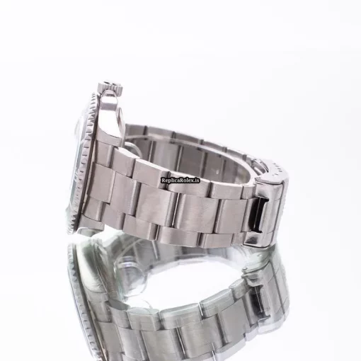 Ideal Replicas Rolex Submariner Date 16610lv Automatic Movement 40mm Steel Case Mens/unisex Watch - Image 3