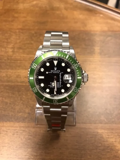 Incredible Replica Rolex Submariner Date 16610lv Caliber 3135 Automatic Movement 40mm Steel Case Mens/unisex Watch - Image 3