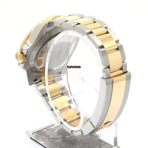 Amazing Replica Rolex Submariner Date 116613lb Automatic Movement 40mm Gold/steel Case Watch - Image 5