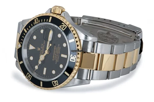 Affordable Replica Rolex Submariner Date 16613 Automatic Movement 40mm Gold/steel Case Mens/unisex Watch - Image 5