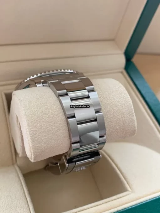 Incredible Replicas Rolex Yacht-master 40 116622 Caliber 3135 Automatic Movement 40mm Steel Case Mens/unisex Watch - Image 7