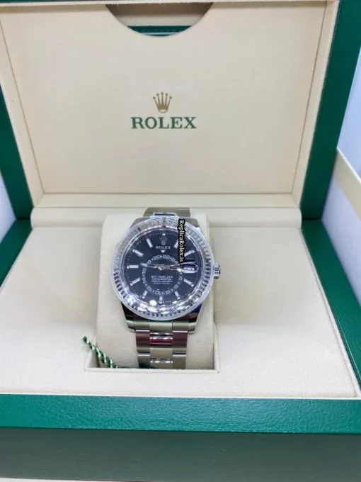 Luxury Replica Rolex Sky-dweller 326934 Caliber 9001 Automatic Movement 42mm Steel Case Mens/unisex Watch