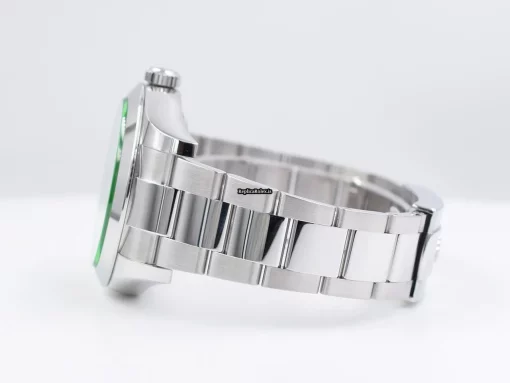 Fantastic Fake Rolex Milgauss 116400gv Caliber 3131 Automatic Movement 40mm Steel Case Mens/unisex Watch - Image 4