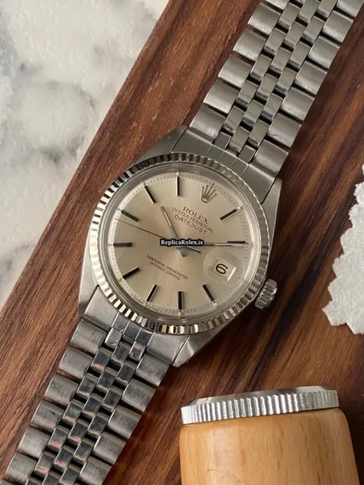 Good Fakes Rolex Datejust 1601 Caliber 1570 Automatic Movement 36mm Steel Case Mens/unisex Watch